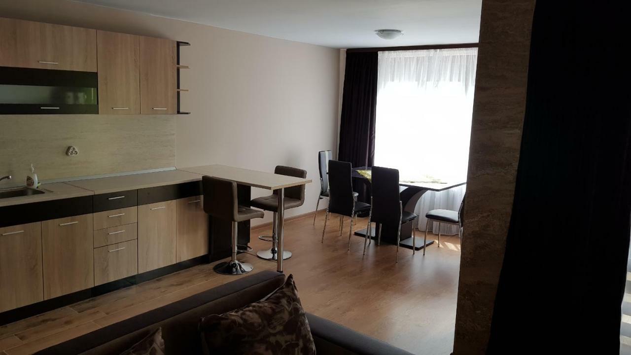 Studio Kamelia Казанлык Экстерьер фото