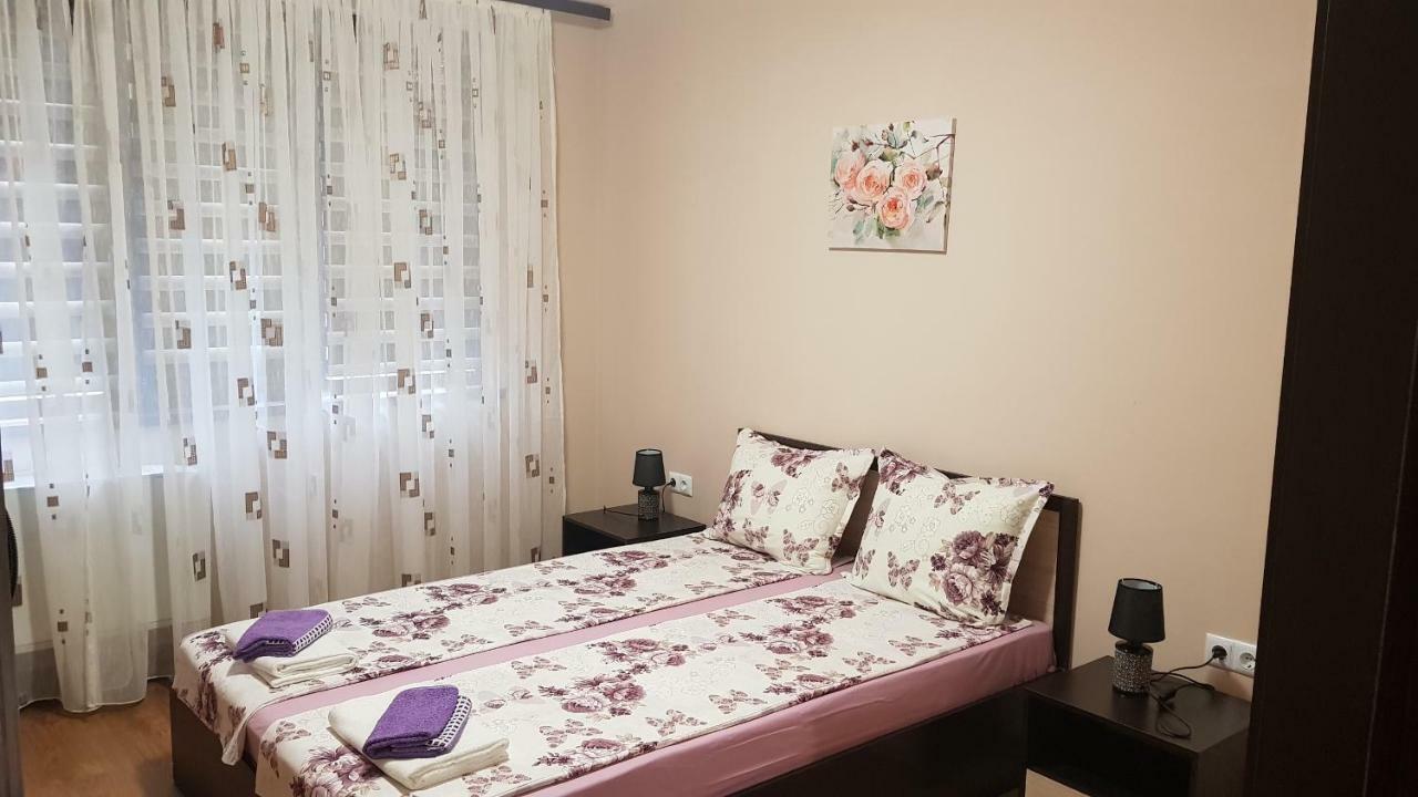 Studio Kamelia Казанлык Экстерьер фото